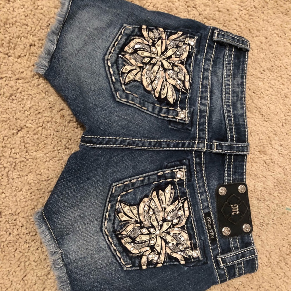 Girls shorts